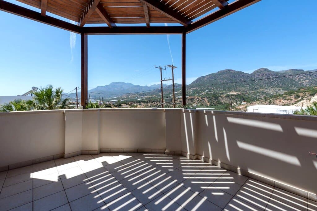 Appartement 2 chambres avec pergola, Makrigialos