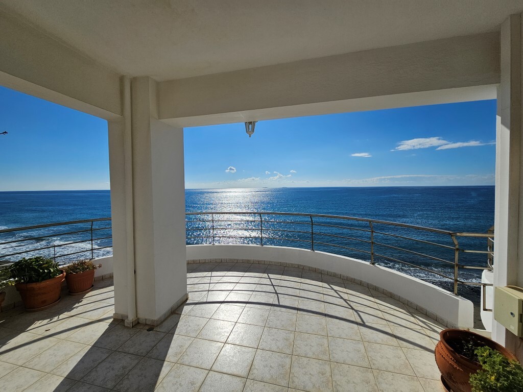 Appartement 2 ch. 110 m² avec piscine, vue mer - Ierapetra