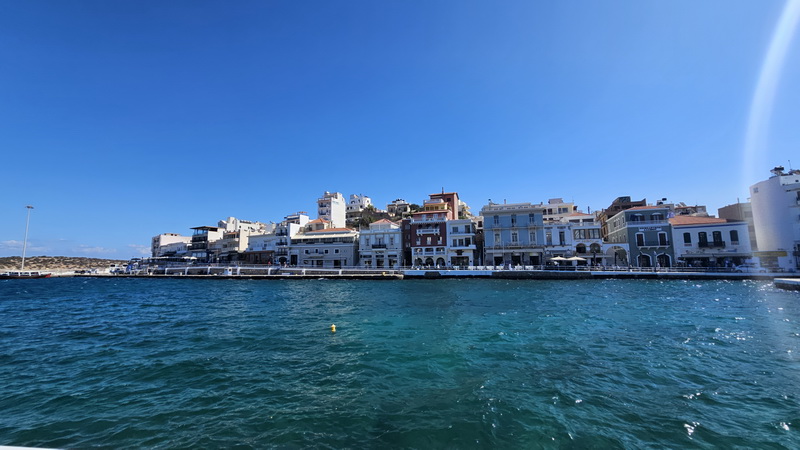 Luxurious Coastal Apartment With Stunning Views In The Heart Of Agios Nikolaos - thumbnail 6