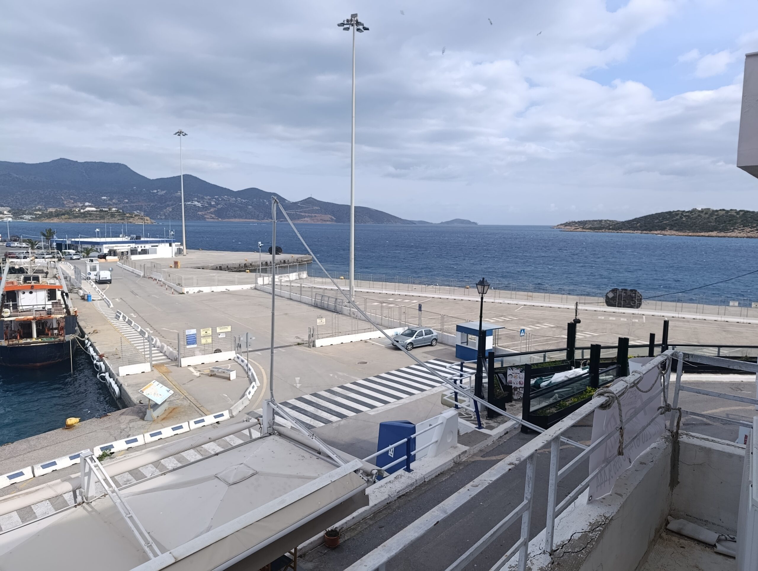 Immeuble historique au port d'Agios Nikolaos - 227 m² vue mer - photo 3