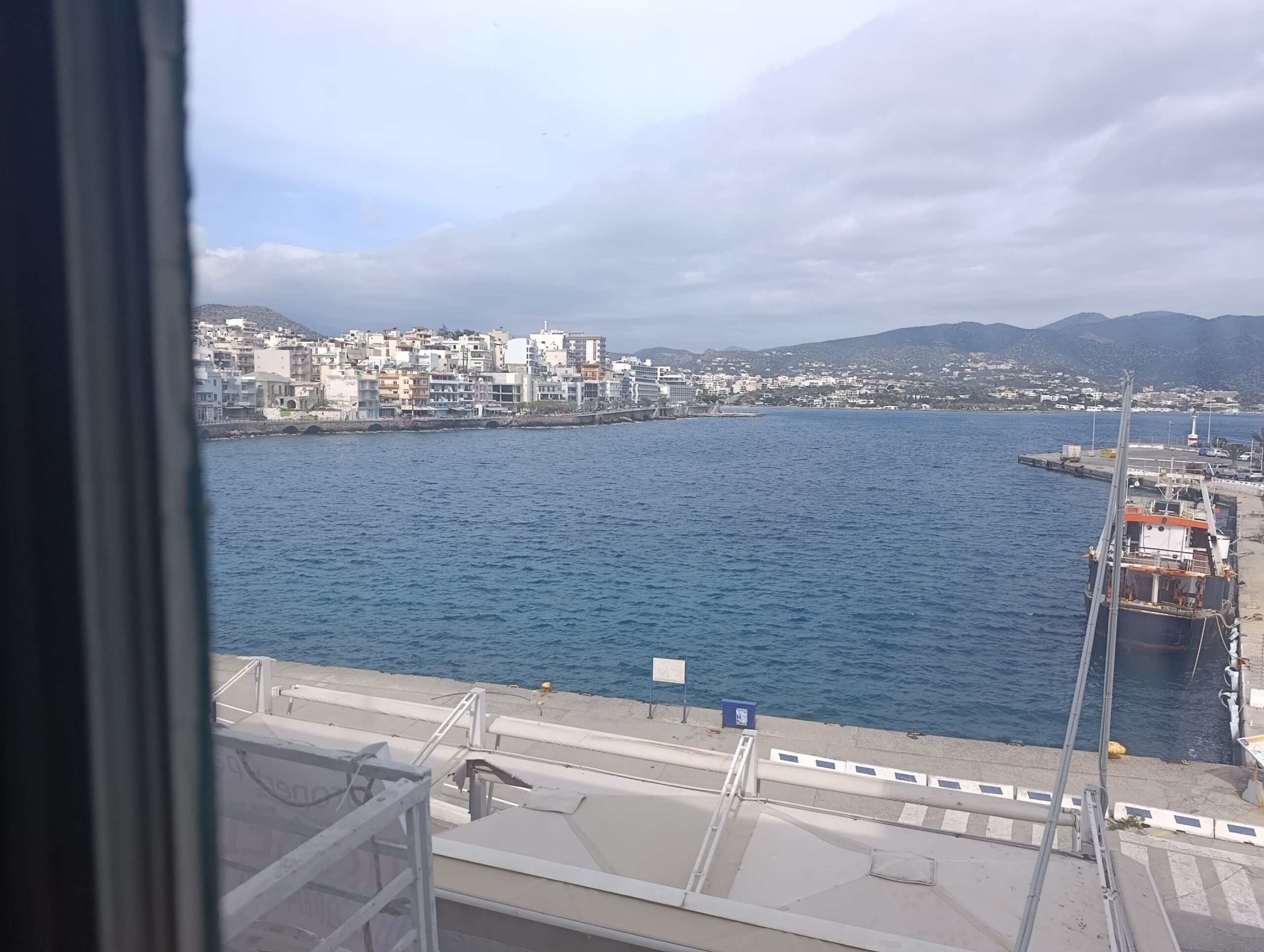 Immeuble historique au port d'Agios Nikolaos - 227 m² vue mer - photo 4