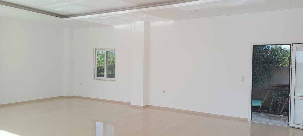 Building 220 sqm with pool - Kentri - thumbnail 11