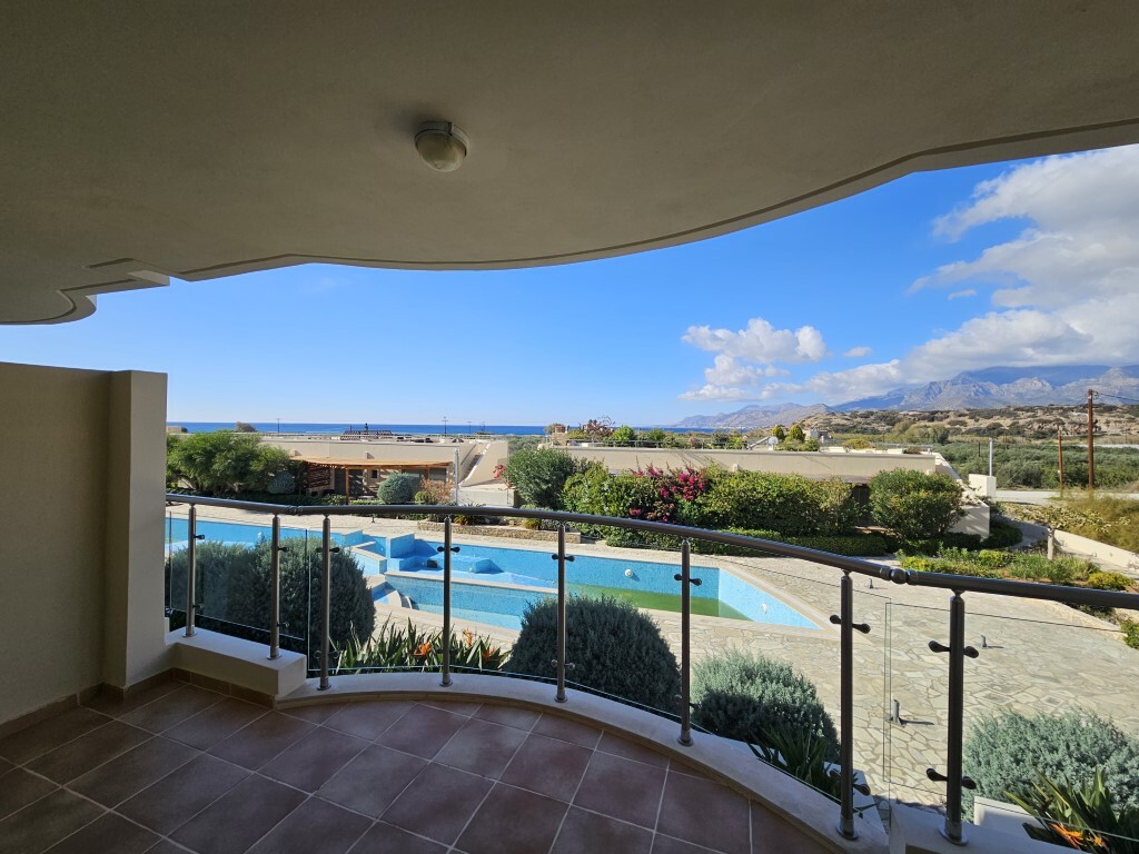 Maisonette 2 ch. 75 m² avec piscine, 300 m de la mer - Lagkada