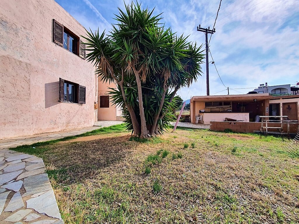 Bâtiment 380 m² avec piscine, 500 m de la mer - Paralia Milatou - photo 2