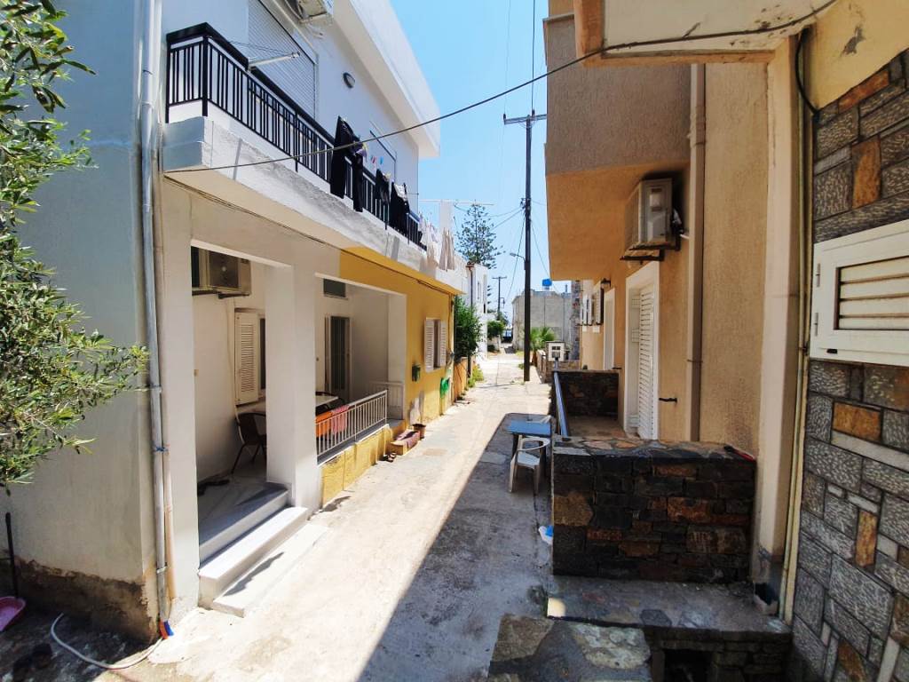 Bâtiment 2 ch. 100 m² avec piscine, vue mer - Schisma - miniature 9