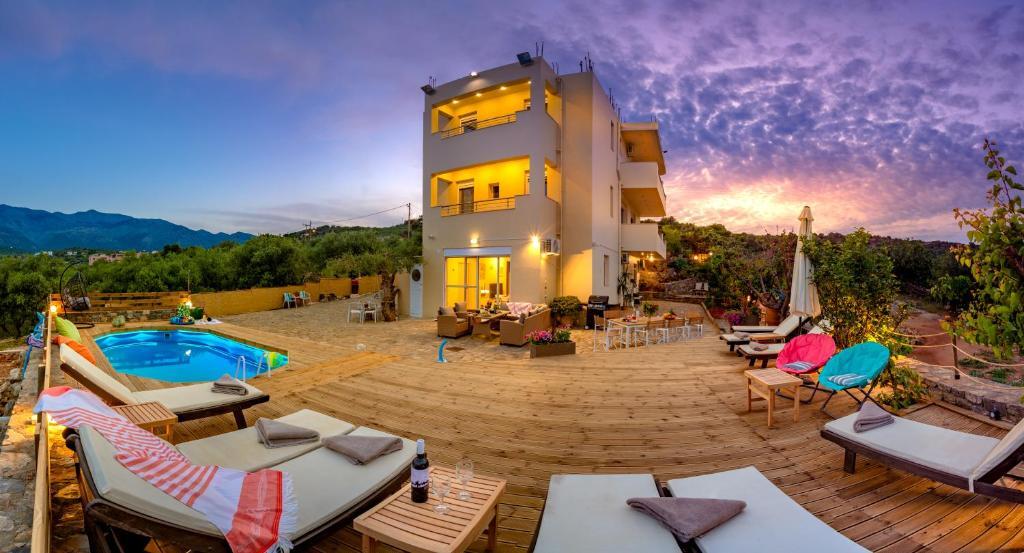 Maisonette 7 ch. 400 m² avec piscine - Sisi - photo 4