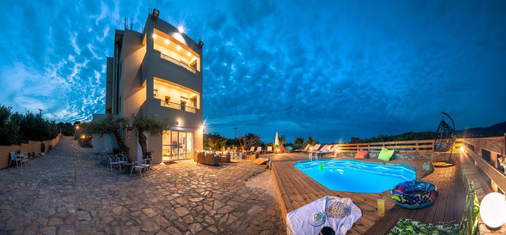 Maisonette 7 ch. 400 m² avec piscine - Sisi - photo 5