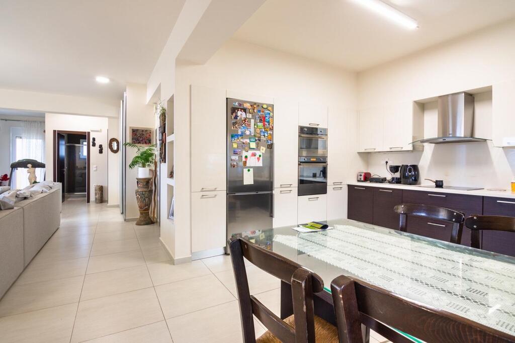 Maisonette 7 ch. 400 m² avec piscine - Sisi - miniature 18