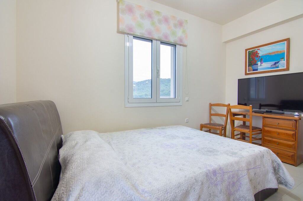 Maisonette 7 ch. 400 m² avec piscine - Sisi - miniature 23