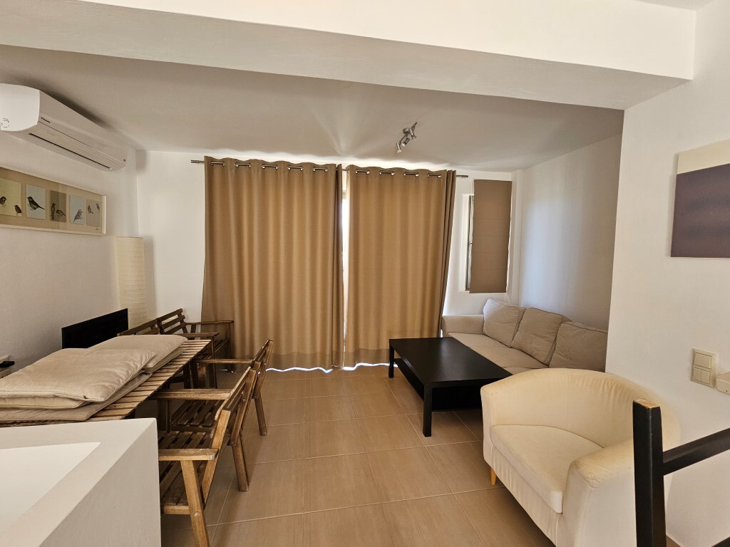 New-Build 2-Bedroom Maisonette with Pool, 300 m from the Sea - photo 3