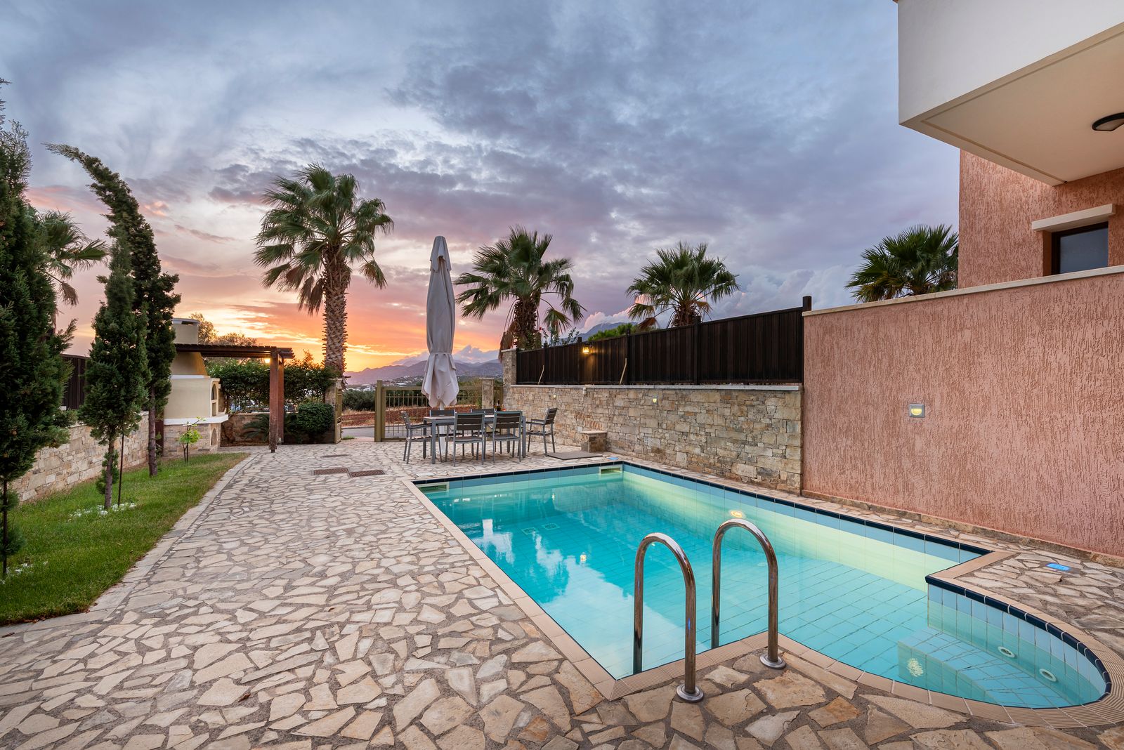 Complexe de villas de luxe avec piscine - miniature 12