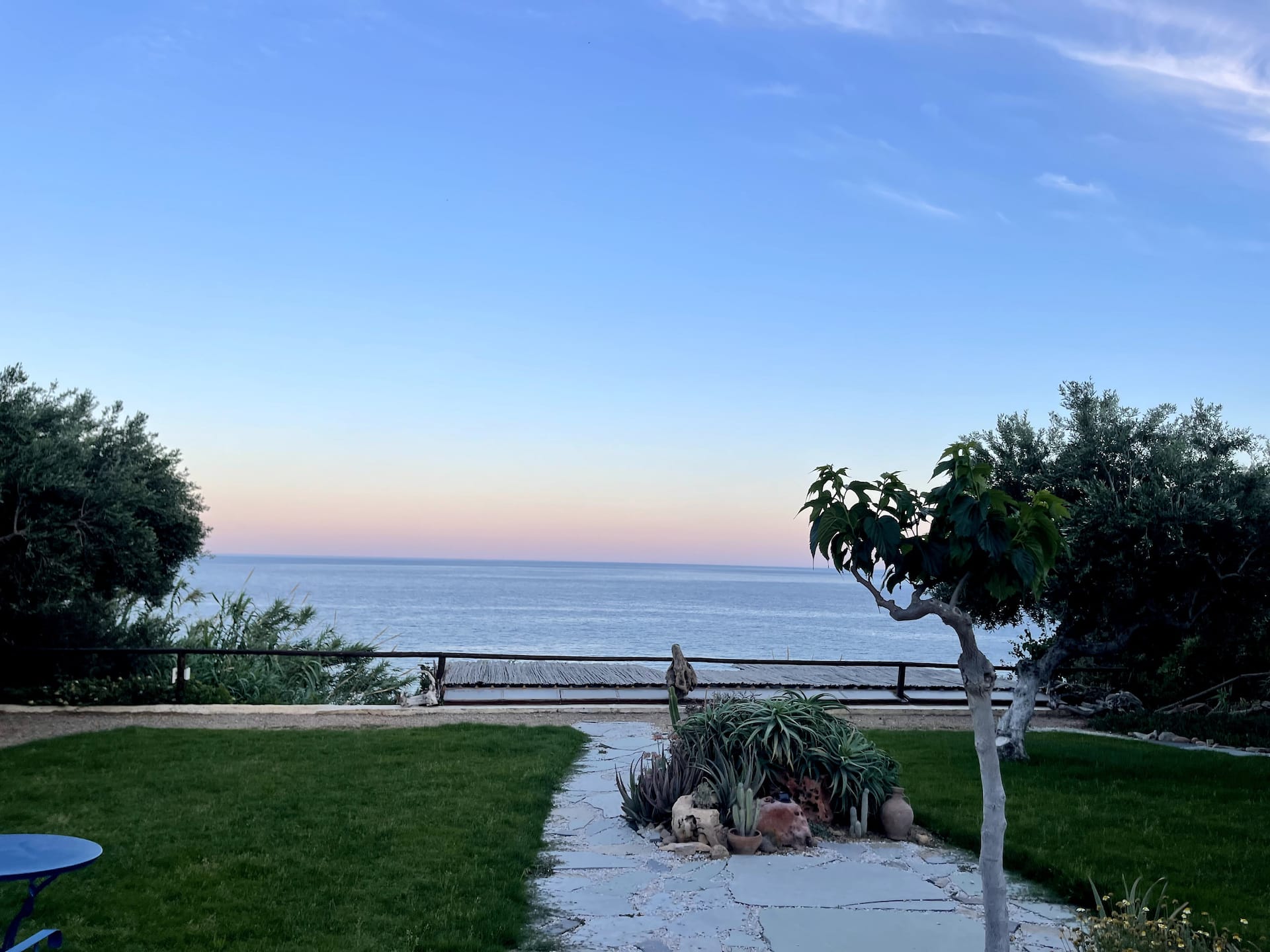 Plage privée et rocher emblématique