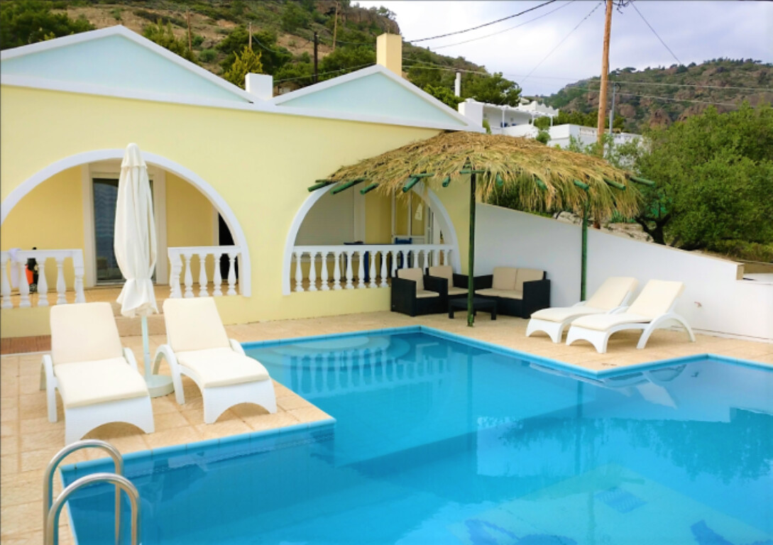 2-Bed Villa 102 sqm with pool - Achlia