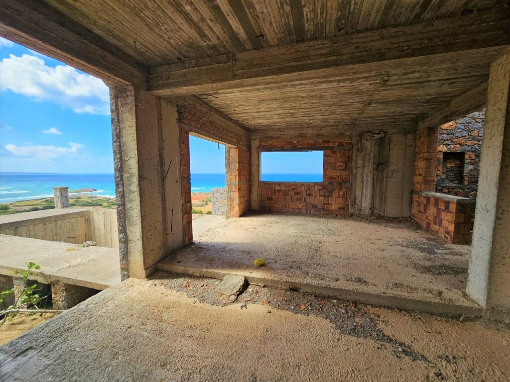 Villa 3 ch. 192 m² avec piscine et vue mer - Agia Varvara - photo 4