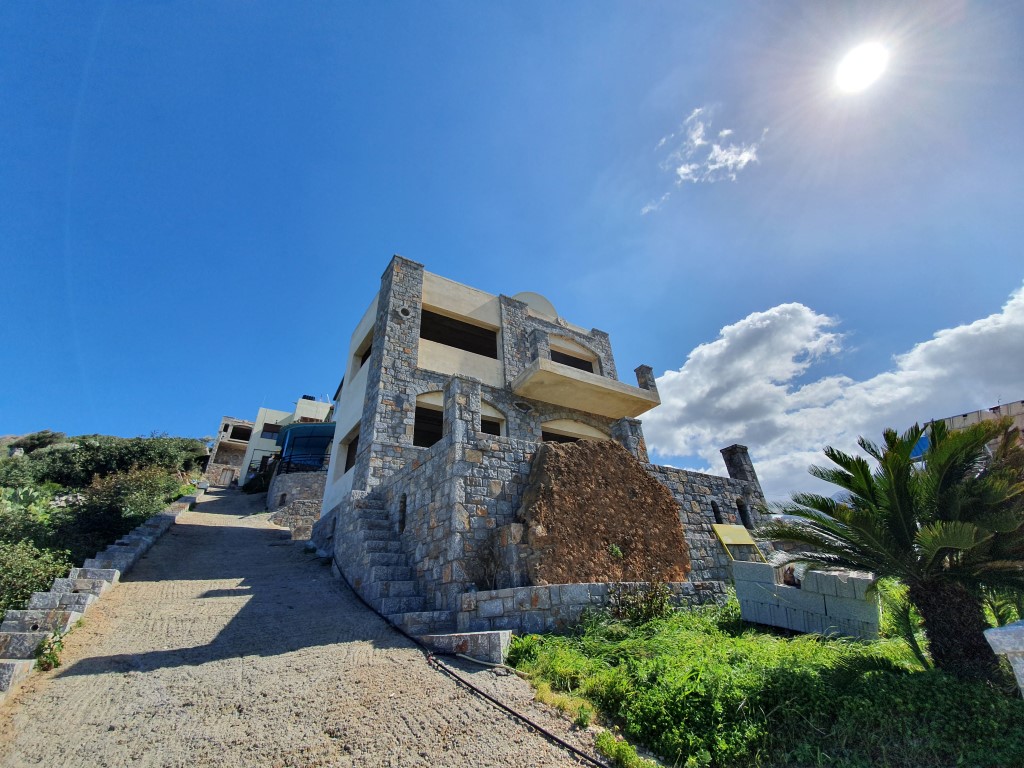 4-Bed Villa 114 sqm with pool - Agia Varvara - photo 4