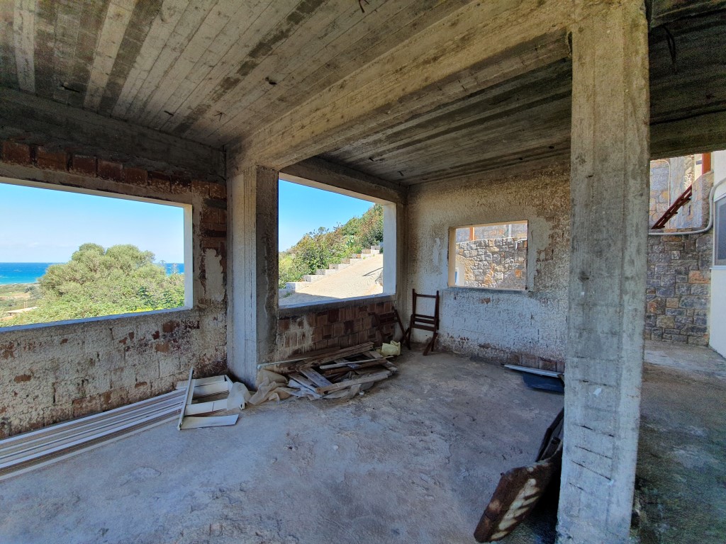 4-Bed Villa 114 sqm with pool - Agia Varvara - photo 5