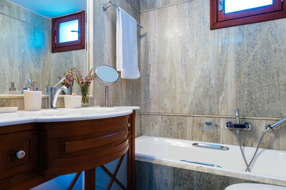 3-Bed Villa 170 sqm with pool, sea view - Ammoudara - thumbnail 11