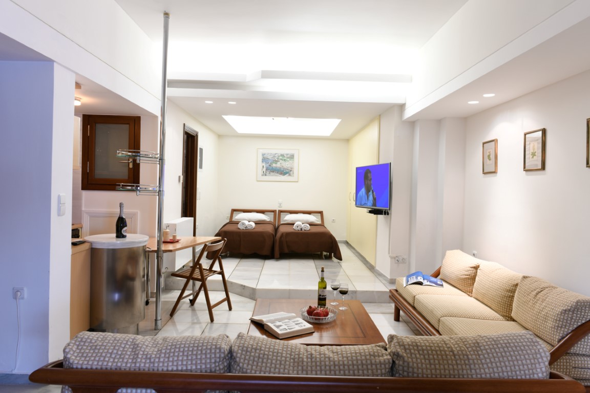 3-Bed Villa 170 sqm with pool, sea view - Ammoudara - thumbnail 12