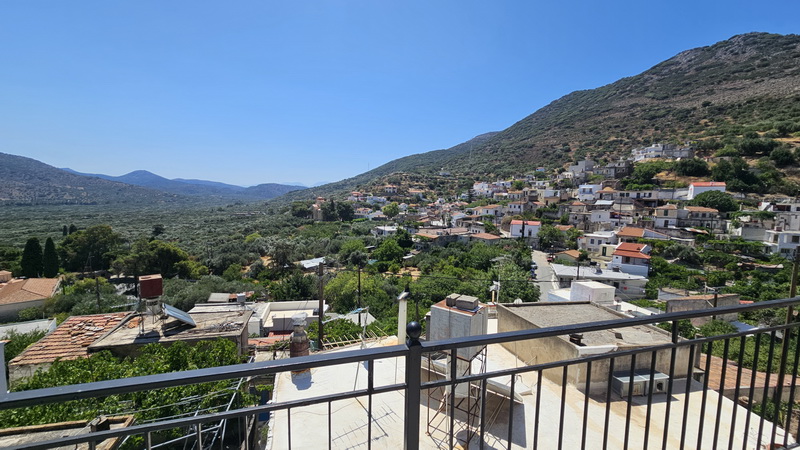 Maison rénovée 2 chambres avec vue mer - Choumeriako - photo 2