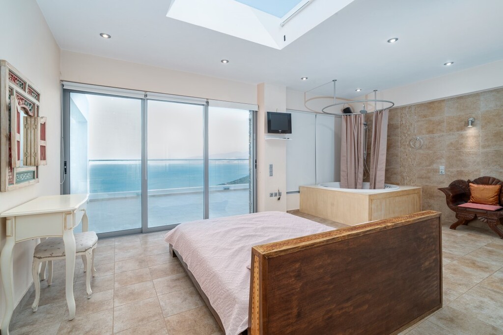 Villa 4 ch. 280 m² avec piscine - Ellinika - miniature 16