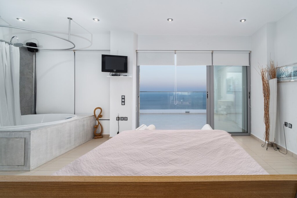 Villa 4 ch. 280 m² avec piscine - Ellinika - miniature 19