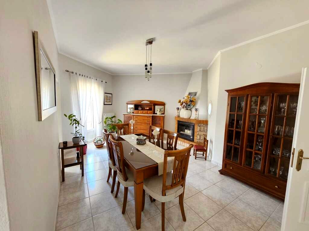 Villa de 200 m² avec piscine à Pacheia Ammos - miniature 6