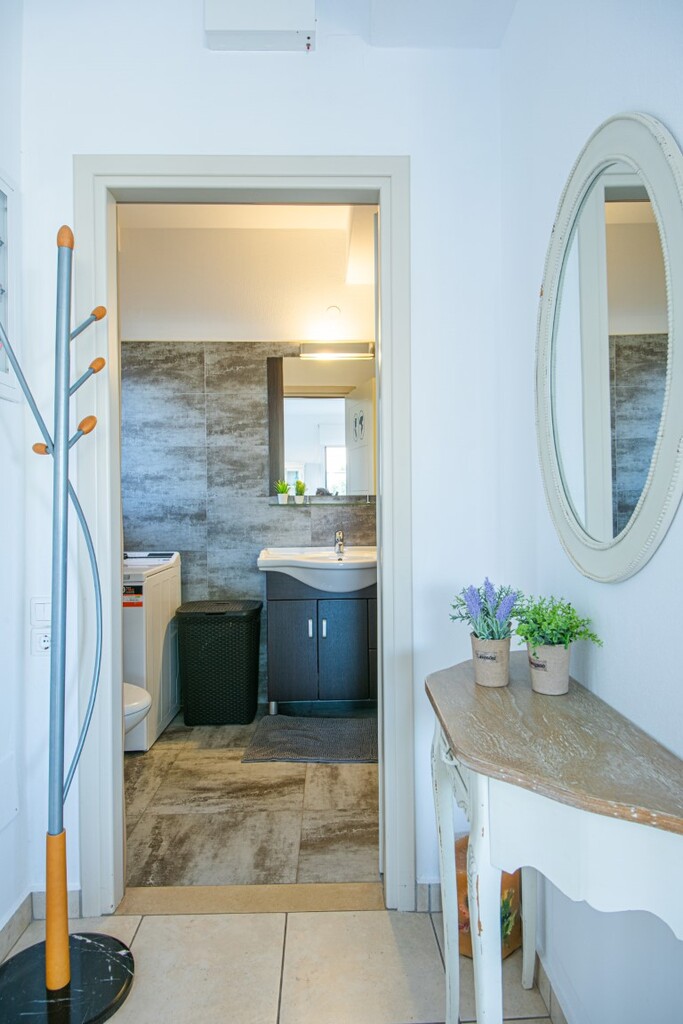 3-Bed Villa 250 sqm with pool, sea view - Paralia Milatou - thumbnail 20