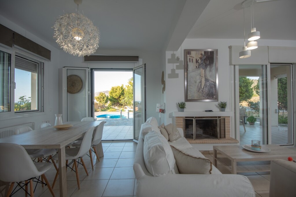 3-Bed Villa 250 sqm with pool, sea view - Paralia Milatou - thumbnail 21