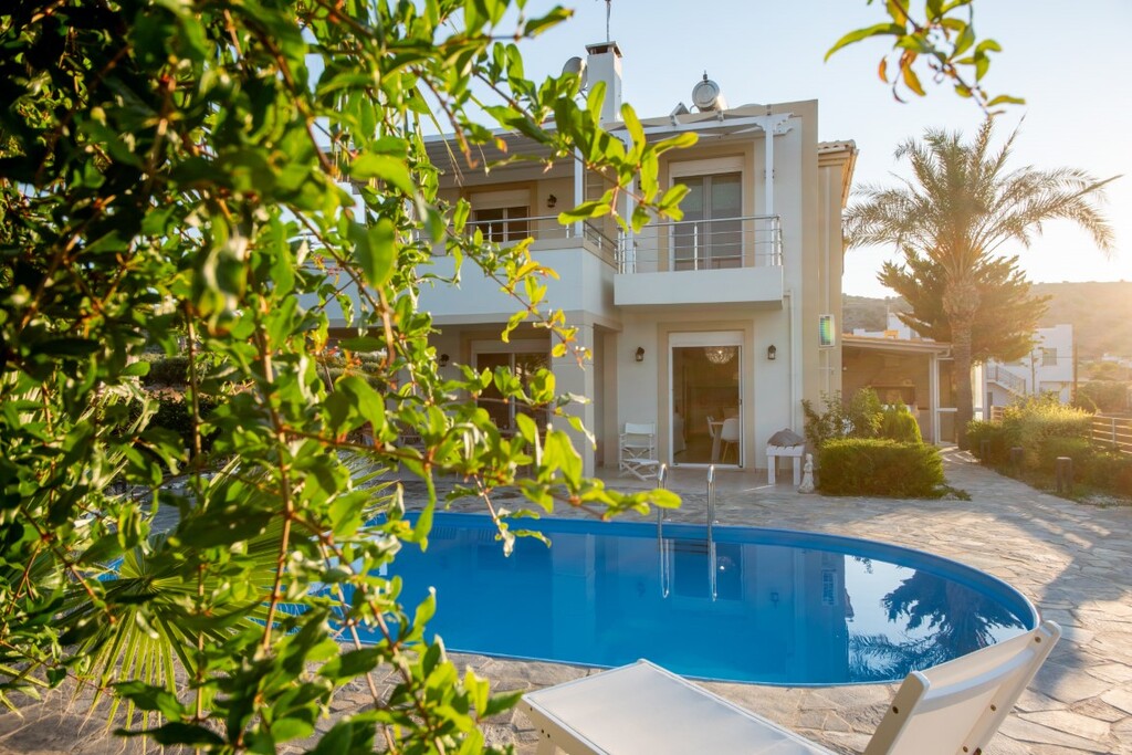 3-Bed Villa 250 sqm with pool, sea view - Paralia Milatou - thumbnail 23