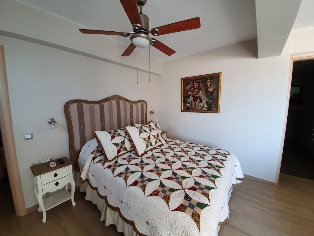 3-Bed Villa 200 sqm with pool, 275 m from the sea - Plaka - thumbnail 18