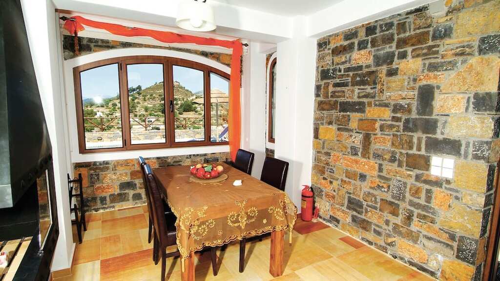 Villa 2 ch. 110 m² avec piscine - Prina - miniature 7