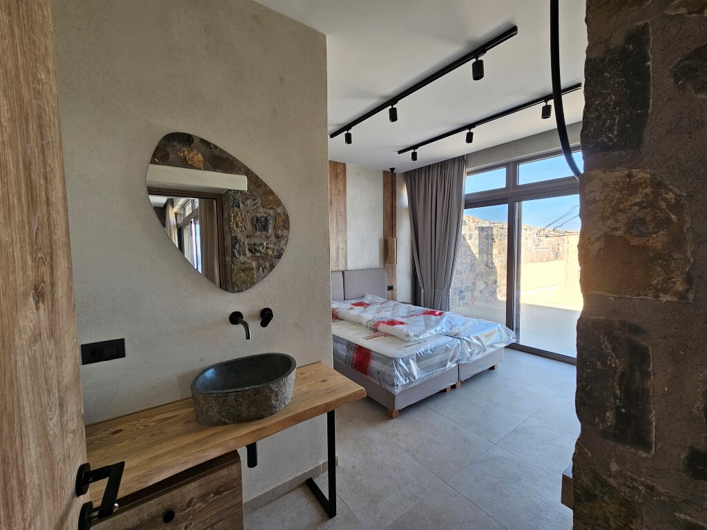 Villa 2 ch. 78 m² avec piscine - Schisma - miniature 8