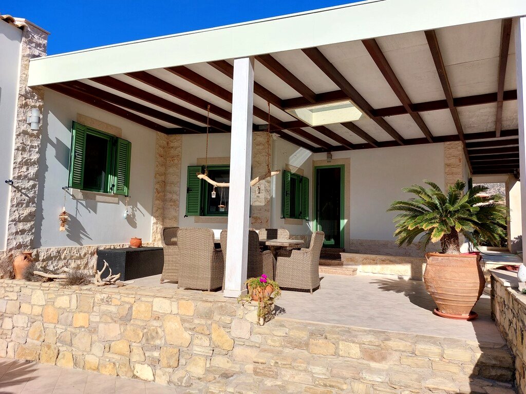Stone-Clad 4-Bedroom Villa on 8,500 sqm, Vainia - thumbnail 20