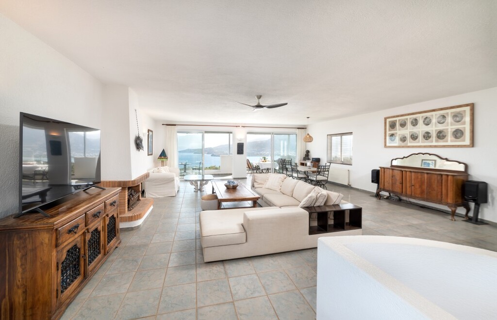 Villa 290 sqm with pool - Vathi - thumbnail 6