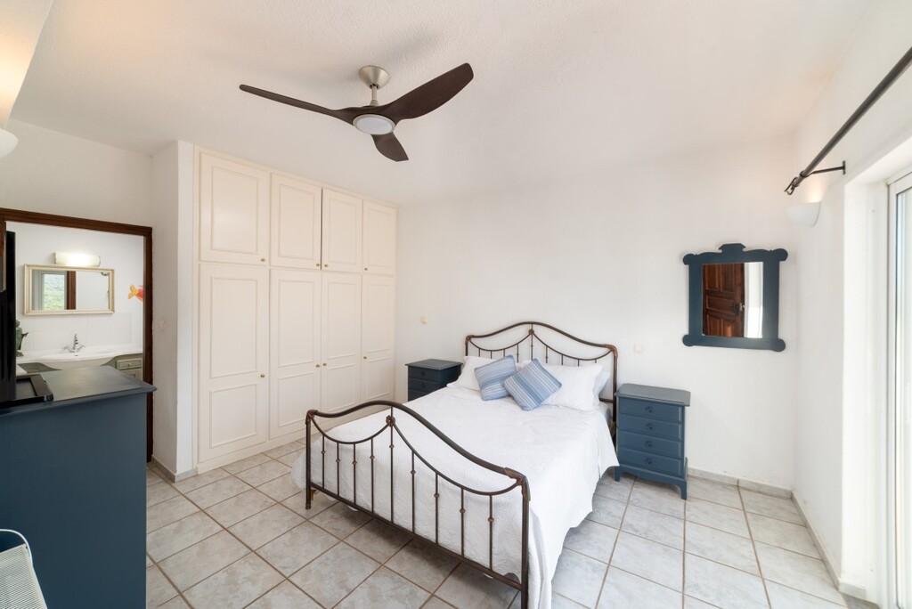 Villa 290 sqm with pool - Vathi - thumbnail 14