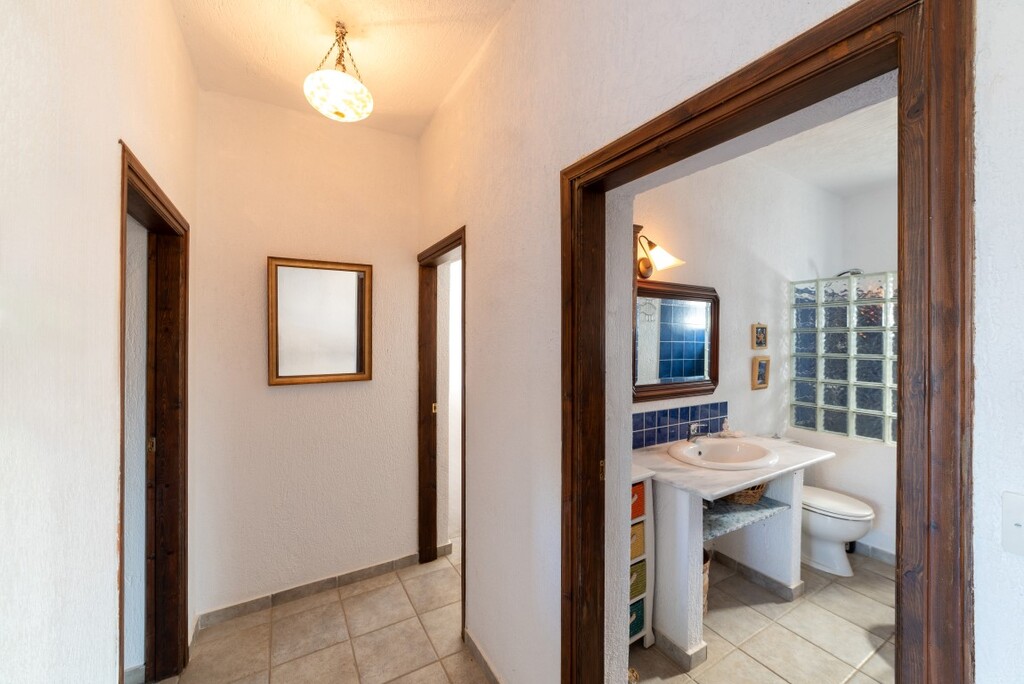 Villa 290 sqm with pool - Vathi - thumbnail 27